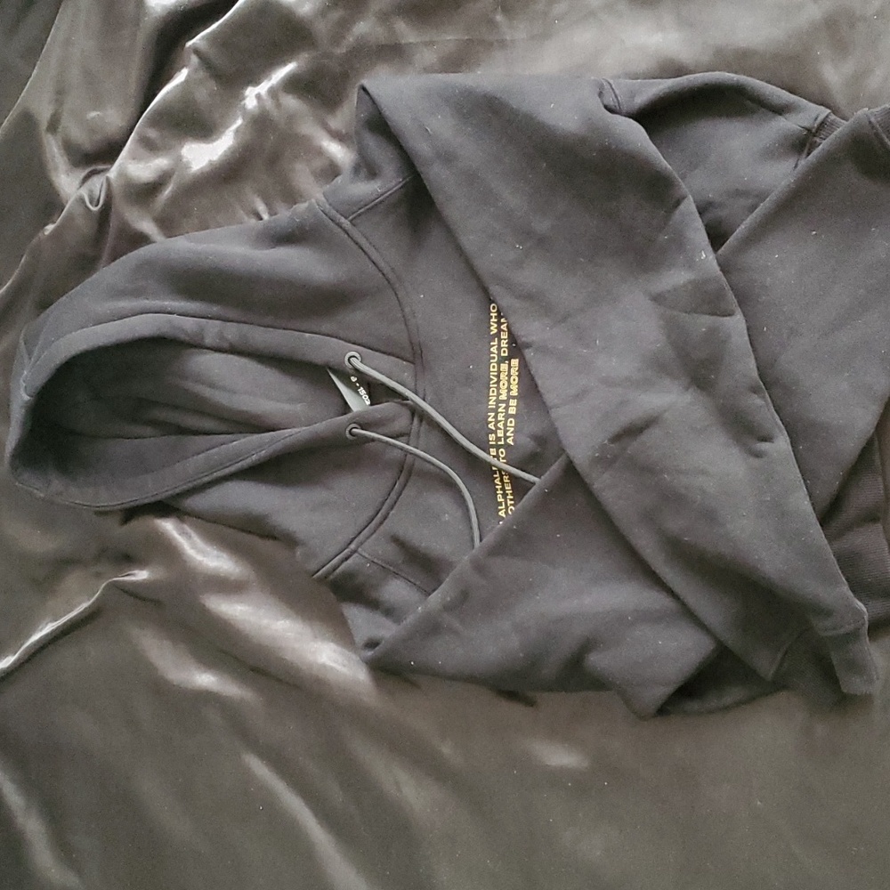 Alphalete woman's cropped hoodie LDB